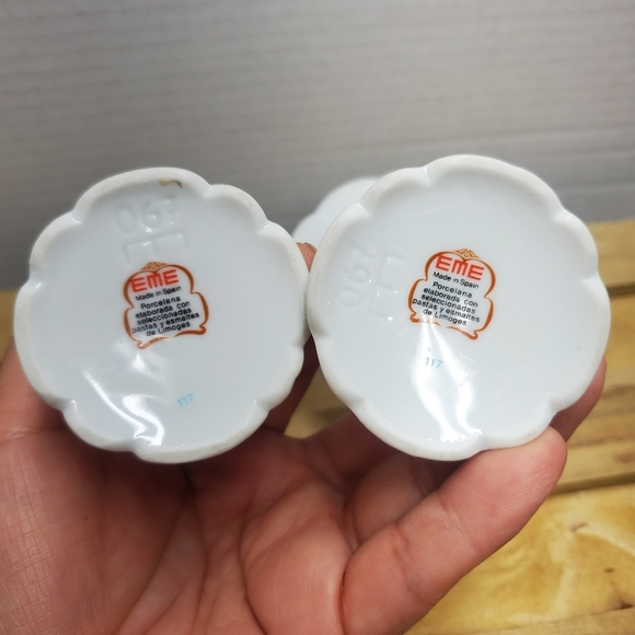 Eme Porcelain Floral Candle Holders Spain Signed Set of 2 - Picture 5 of 8